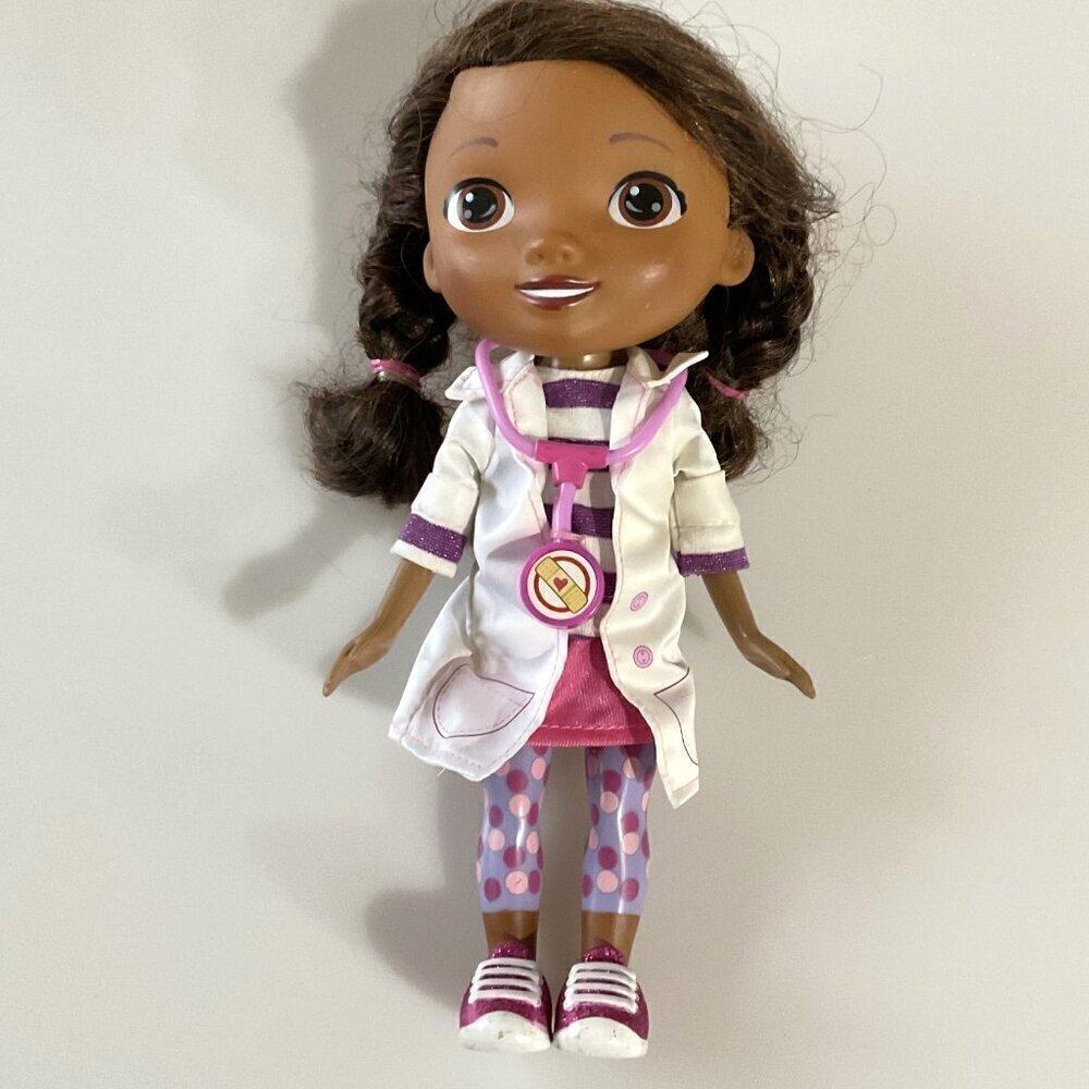 DISNEY DOC MCSTUFFIN TALKING DOLL 12"